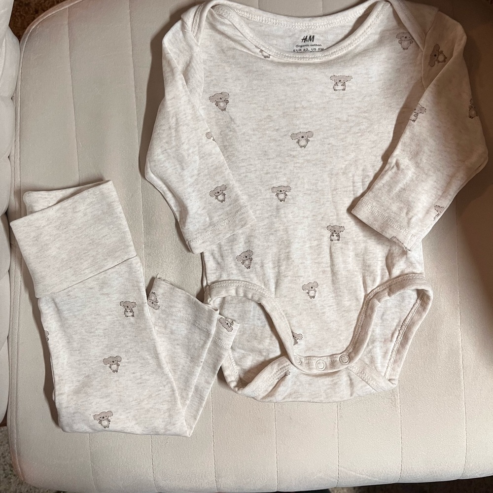 H&M Baby Onesie & pants set with koala Print 🐨 NWOT! 3M